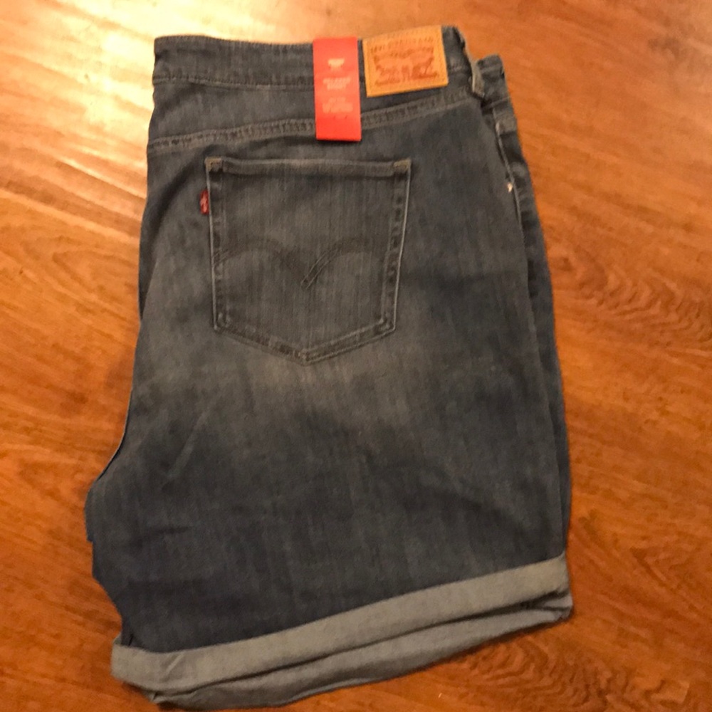 Levi's Relaxed Fit Shorts